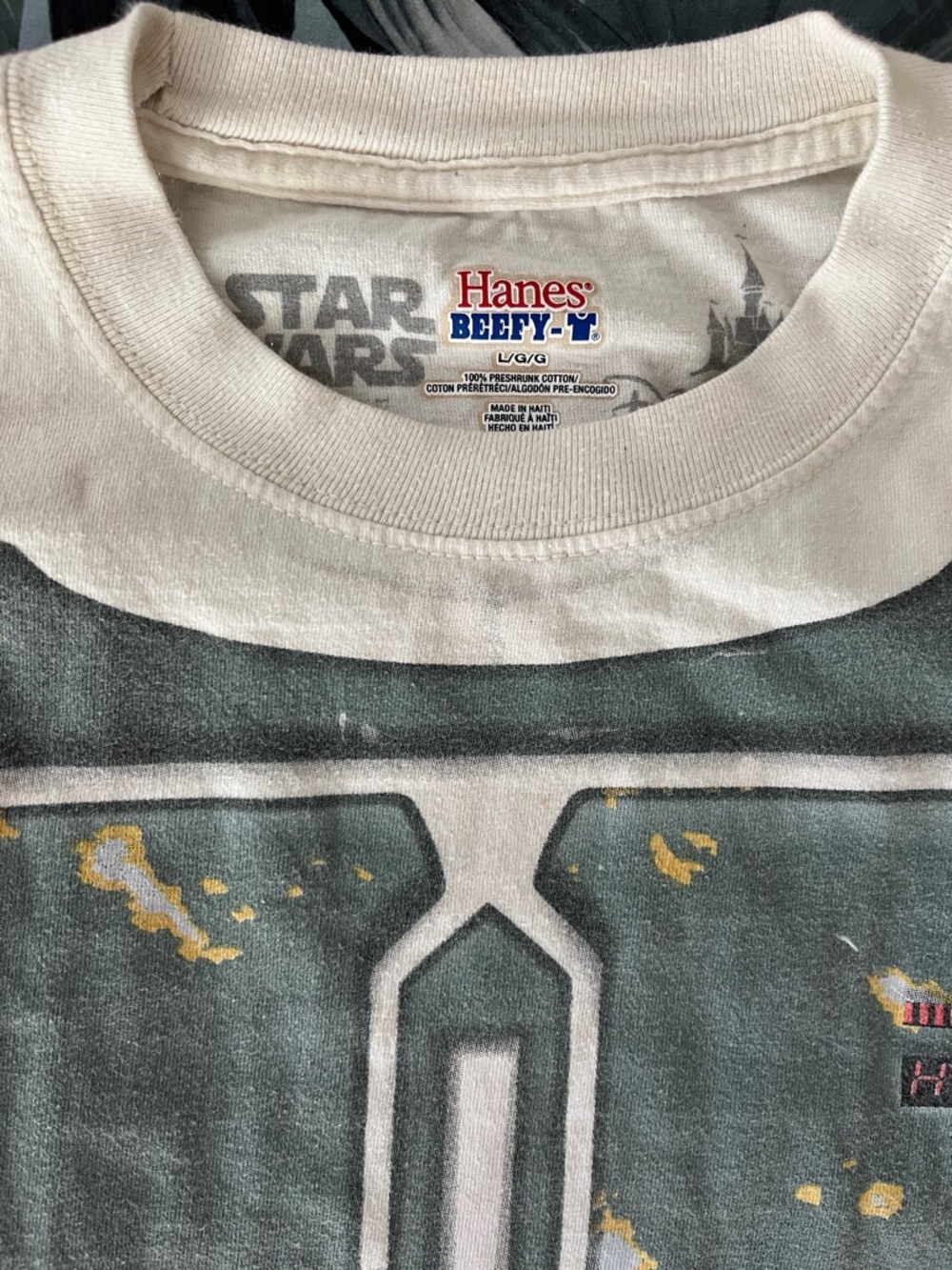 Star Wars Adult Tee with Green Boba Fett Armor Print and Yellow Accents - Picture 4 of 4
